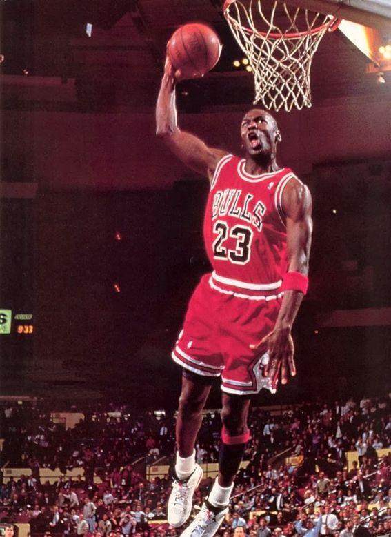 巴萨客战瓜达拉哈拉首发：特尔施特根首发，亚马尔、拉师傅在列（巴萨客战瓜达拉哈拉首发出炉：特尔施特根先发，亚马尔、拉师傅同列）